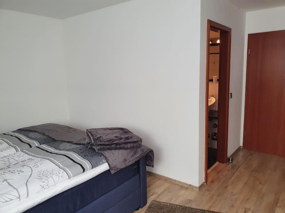 Zentrale Messe/Ferien Whg Mit Garten & Parkplatz Ratingen Eksteriør billede